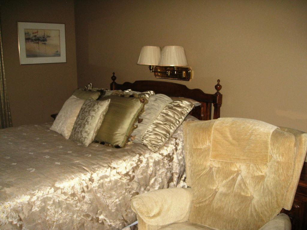 Mcdougall Lane Bed & Breakfast Bed & Breakfast Drumheller Room photo