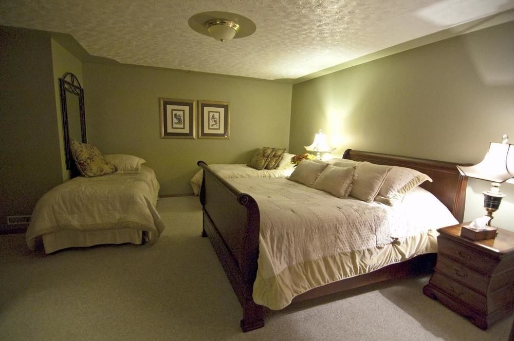 Mcdougall Lane Bed & Breakfast Drumheller Exterior photo